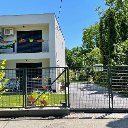 House For 6 Ppl At Lake Balaton Siófok Extérieur photo