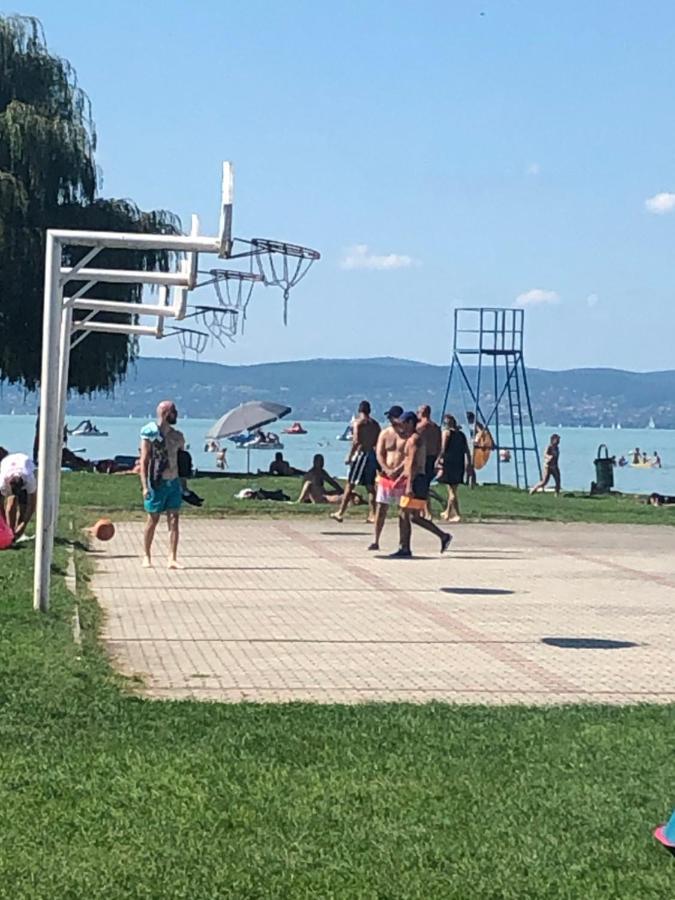 House For 6 Ppl At Lake Balaton Siófok Extérieur photo