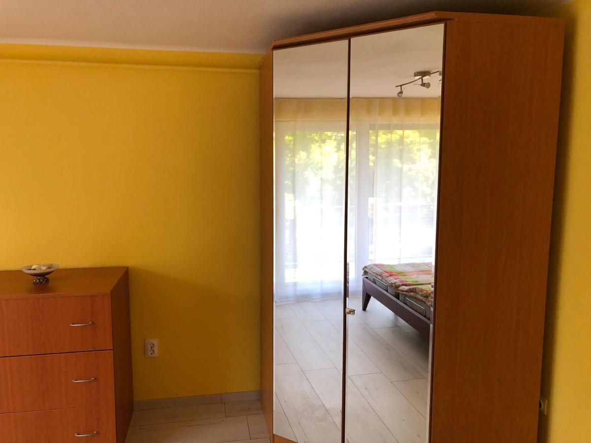 House For 6 Ppl At Lake Balaton Siófok Extérieur photo
